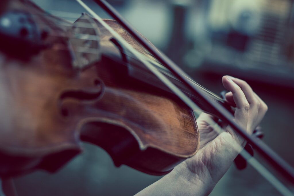 Calming image of violin