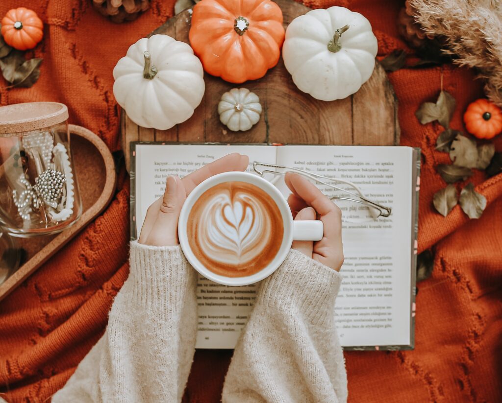 pumpkin latte autumn season